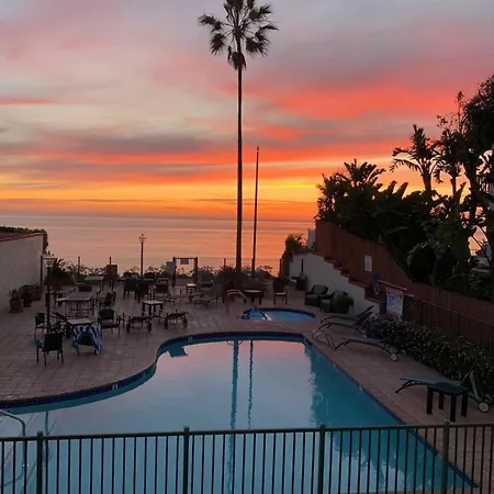 Ocean Views Moonlight Beach Ocean Deck Pool Hot Tub